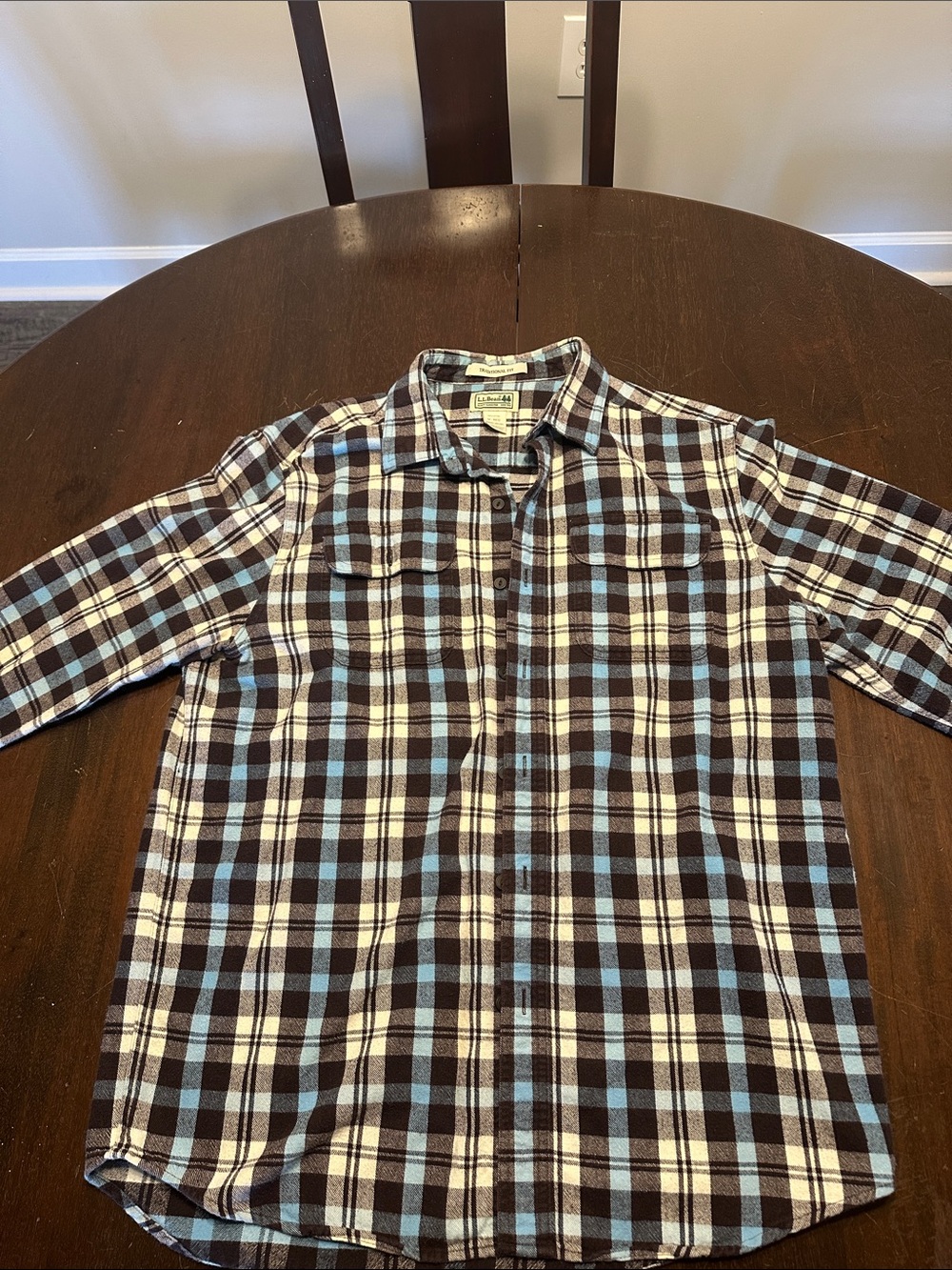 Vintage L.L. Bean Men's Plaid Button-Down flannel in Black and Light Blue